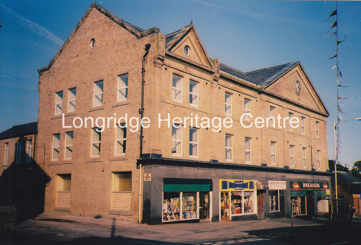 862B - Co-op building - View of the front of main building - Unknown
